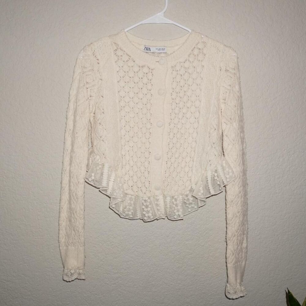 Zara Women's Cream and White Jumper - Picture 2 of 6